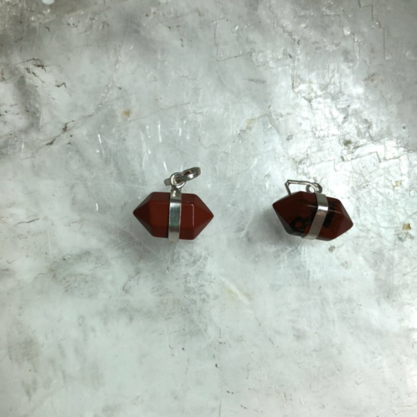 Pingente Biponta Jaspe Vermelho e prata